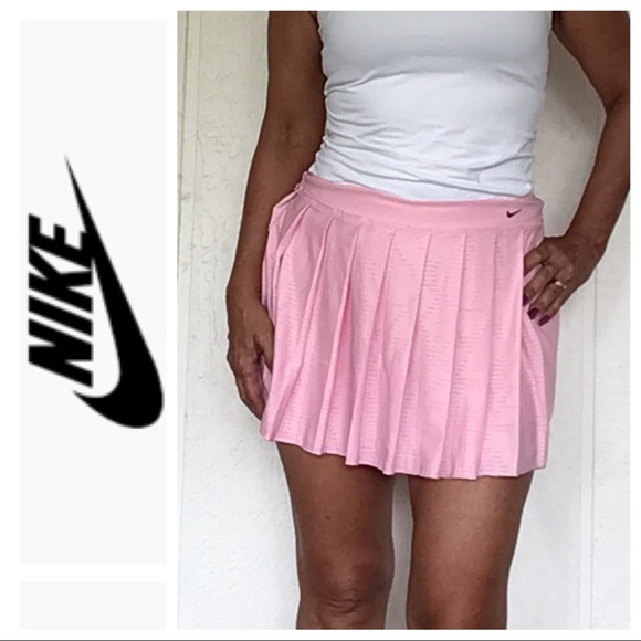 NIKE FIT DRI PINK PLEATED TENNIS SKIRT SMALL